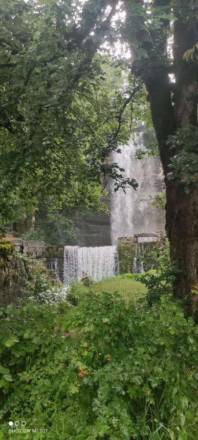 Le Jura En Toutes Saisons Piscine, Spa, Location Vtt, Balades 2Cv, Climatisation Bonlieu Buitenkant foto